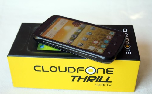 BIG BATTERY. The flagship Cloudfone model, the Thrill 430x, comes with a battery that can power the unit for 3 days, officials said. (Photo by Marlen Limpag)