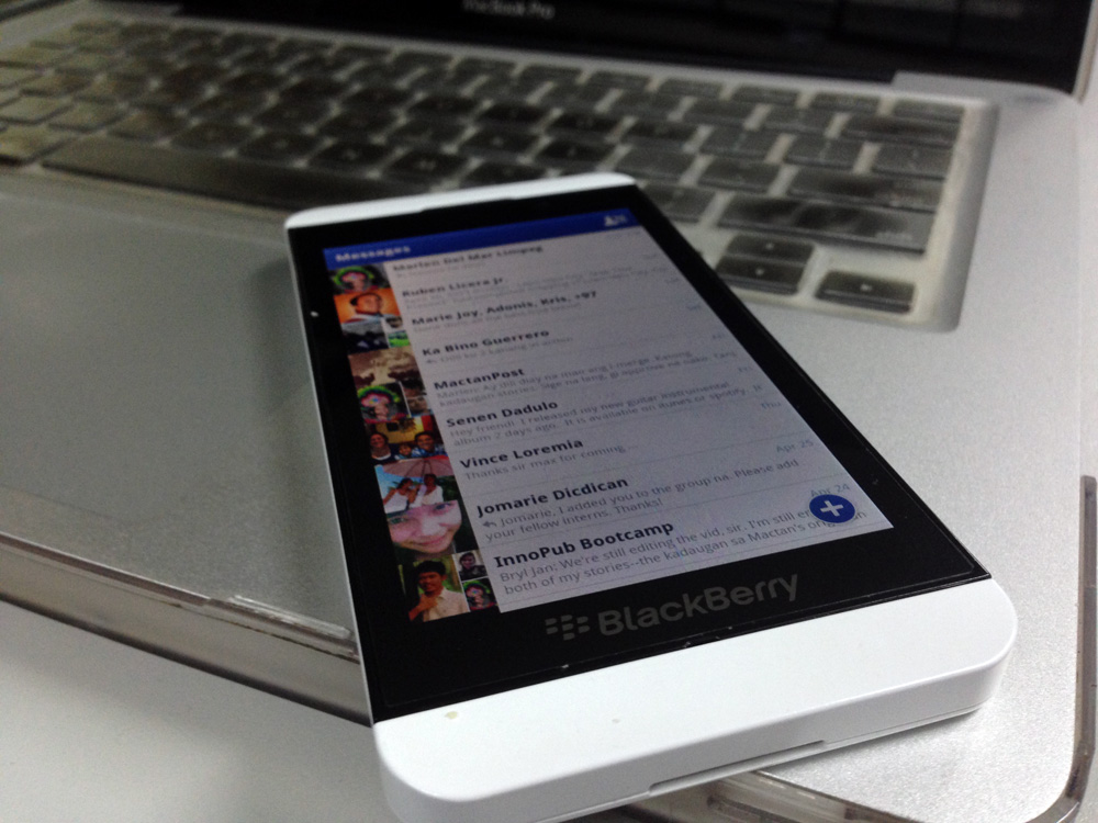 Facebook Messenger on BlackBerry Z10